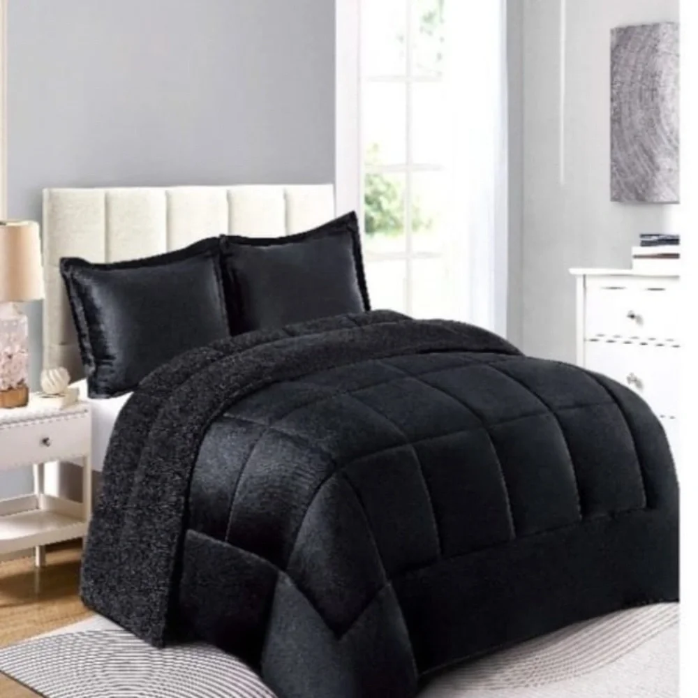 Luxurious Comforter 3 pc Set - Picture 3 of 9